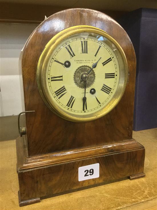 Camerer Kuss clock